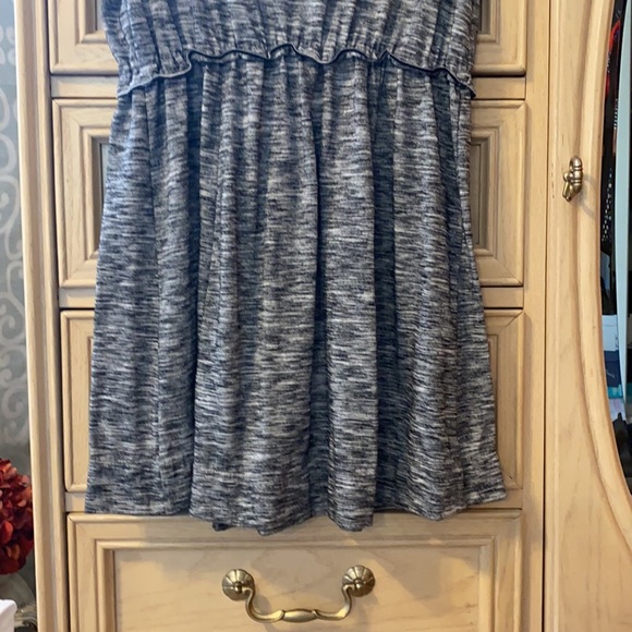 Max Studio Peplum Tank Top - Picture 6 of 6